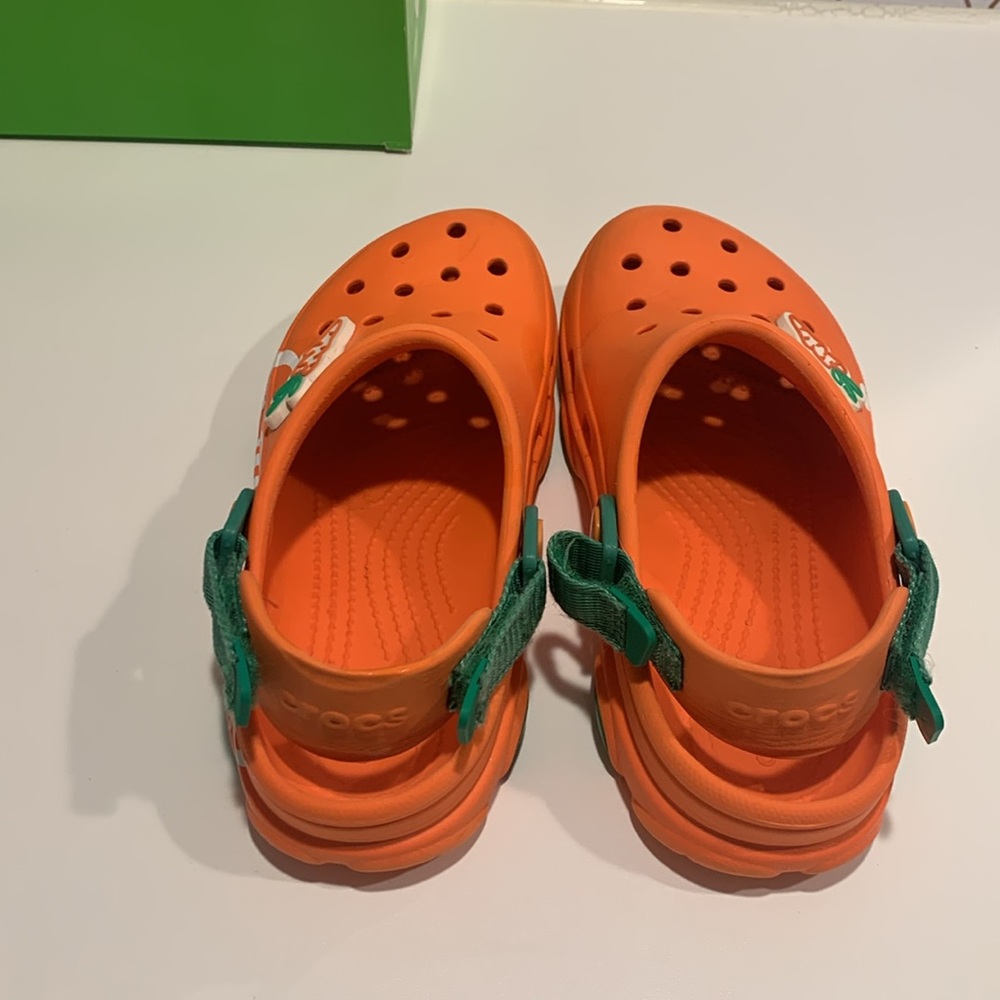 Crocs Carrots Clogs - Picture 4 of 13